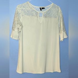 NEW DIRECTIONS EUC Womens Small Blouse